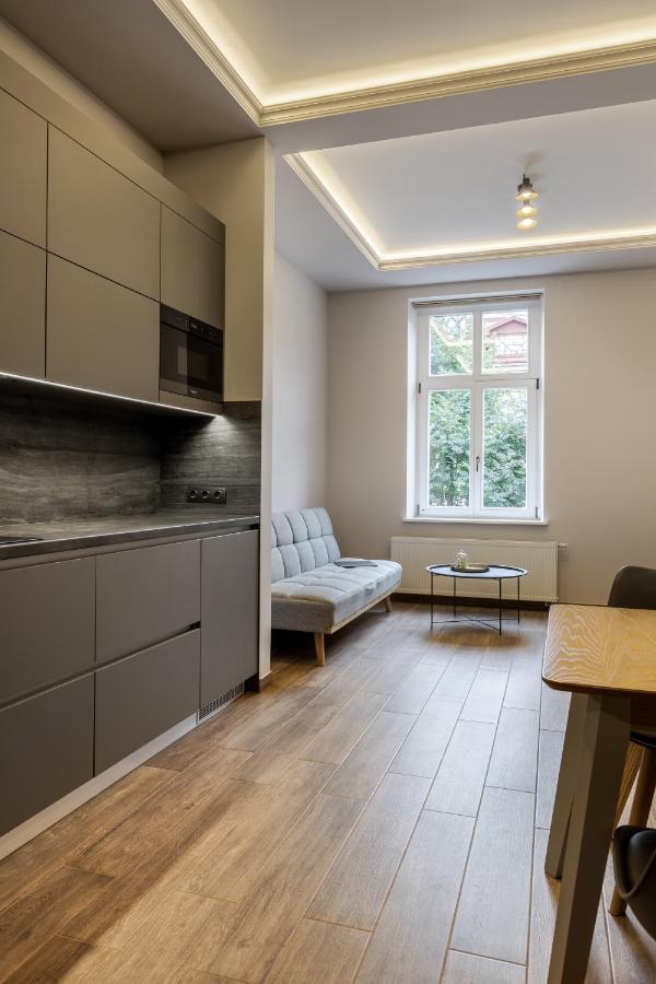 Inshiapartments On Kovzhuna Str Leopoli Esterno foto