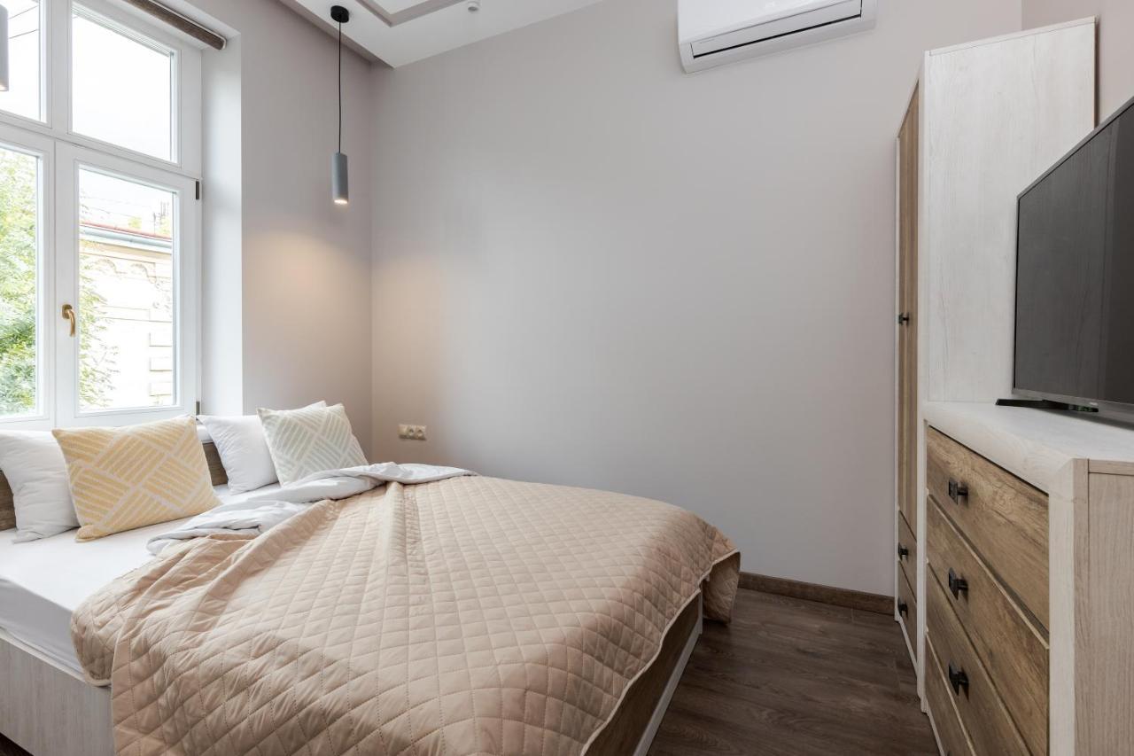 Inshiapartments On Kovzhuna Str Leopoli Esterno foto